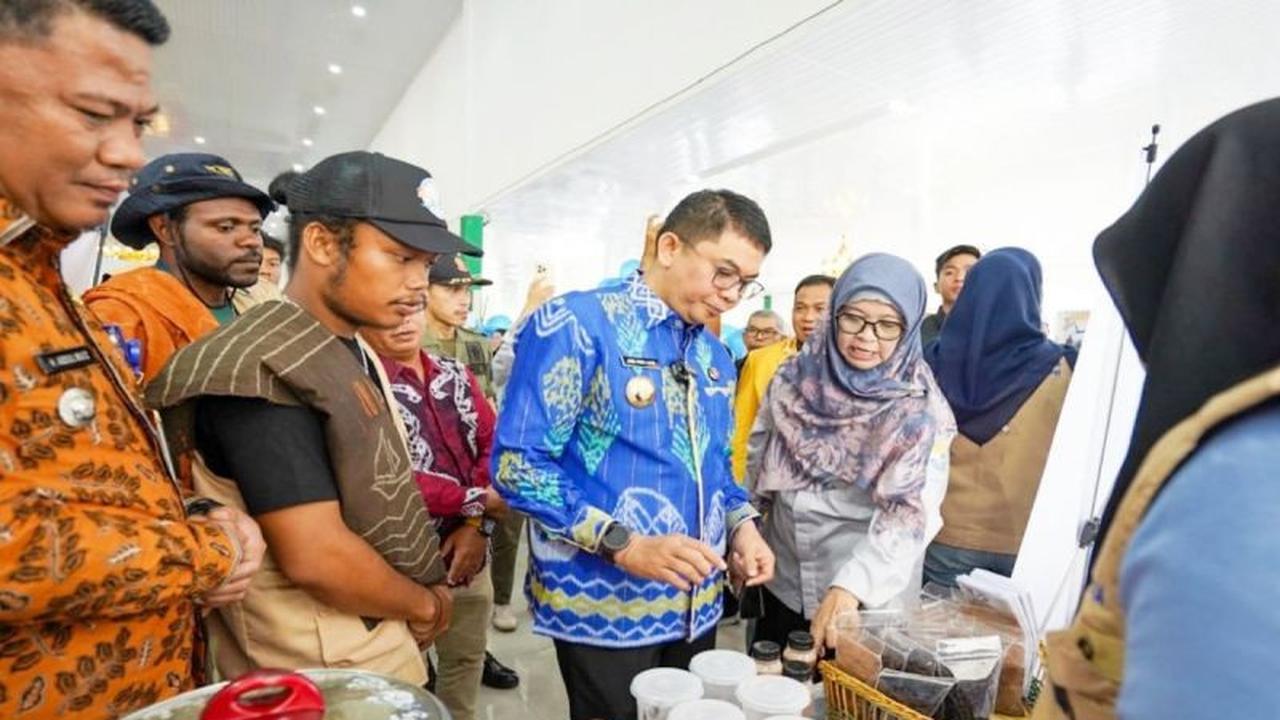 Dari Albumin Ikan Gabus hingga Kopi Mangrove: ULM Pamerkan Inovasi KKN ULM di Tanah Bumbu yang Menginspirasi