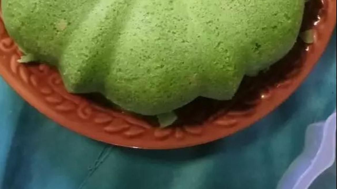 <b>Bolu Kacang Hijau Pandan</b>
