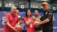 Ketua Umum PP Perbasi Danny Kosasih membuka Glory Cup 2024. (Liputan6.com/Achmad Sudarno)