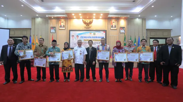 Pemkot Tangerang Sabet Dua Penghargaan Keterbukaan Informasi Publik