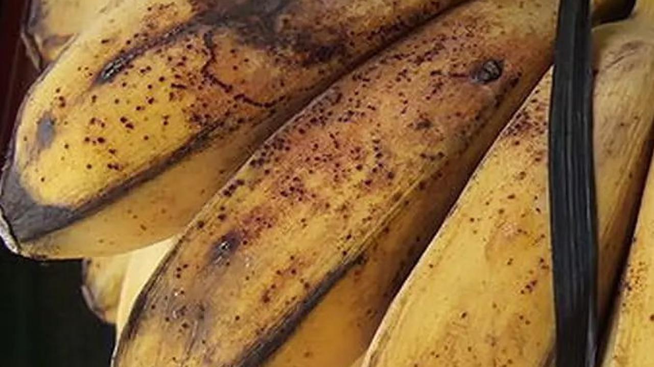 2. Pisang Kepok<br>