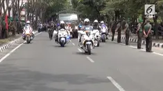 Saat gladi resik tak menggunakan kereta kencana dari Solo dan menggantinya dengan  kereta kuda dari Brastagi.