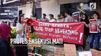 Sejumlah aktivis melakukan aksi demonstrasi di depan Kedutaan Besar Arab Saudi.