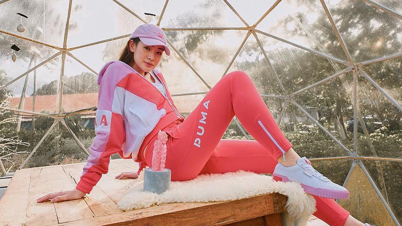 6 Potret Pesona Patricia Devina Pakai Topi, Tampil Stylish