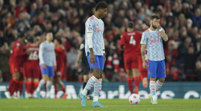 Liga Inggris: MU Jadi Bulan-bulanan Liverpool, Bruno Fernandes Minta Maaf  kepada Fans - Inggris Bola.com