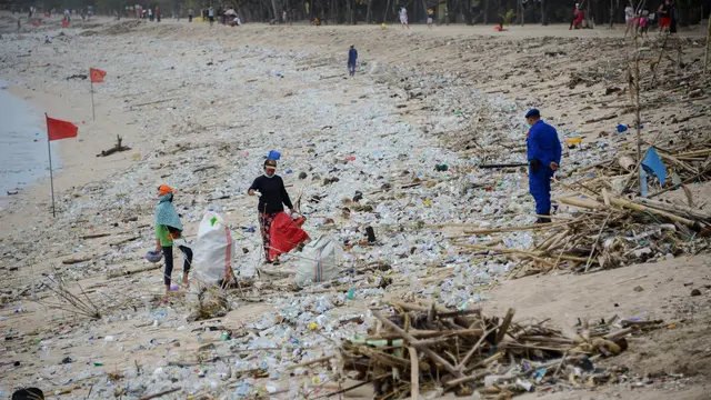 Suasana Pantai Kuta