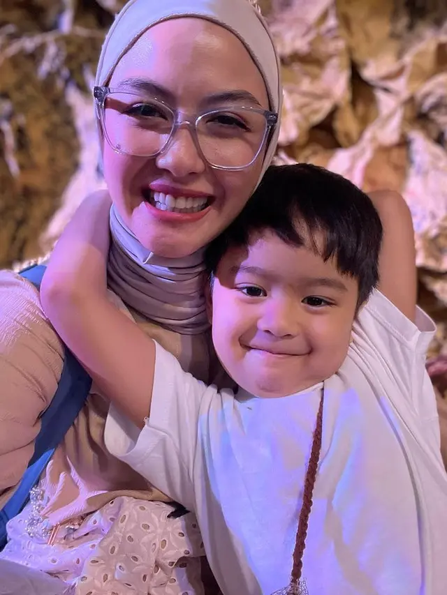 Anak kedua Revalina S Temat, Jendra (Instagram/vatemat)