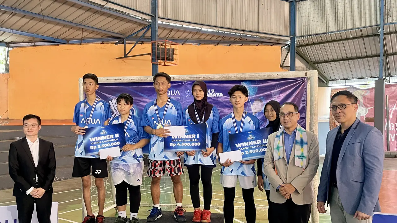 Para siswa pemenang AQUA Cup-School 2023. (Istimewa)