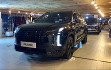 Hyundai Palisade XRT, Mengesankan dengan Nuansa Hitam yang Kuat.