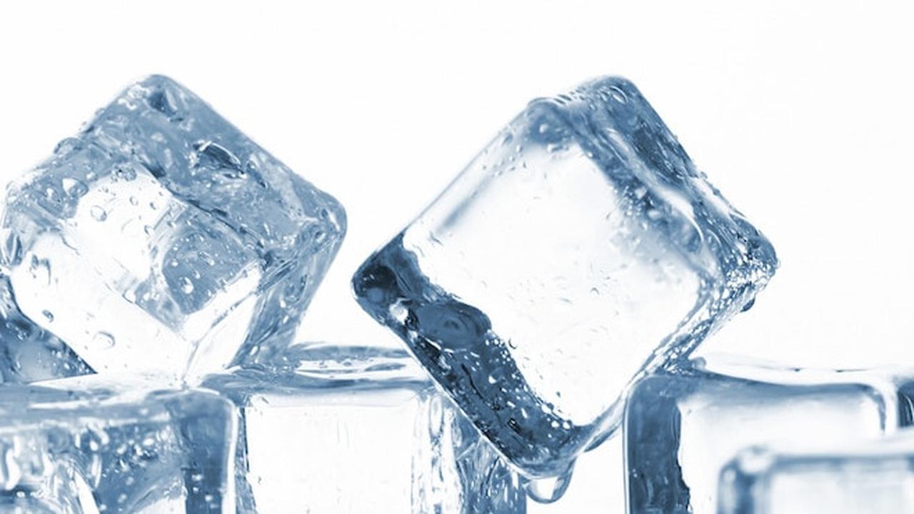 Minum Air Es Bikin Gemuk? Ini Mitos dan Faktanya