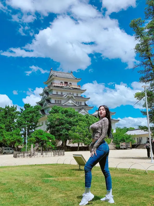 7 Momen Keseruan Pamela Safitri Saat Liburan Ke Jepang