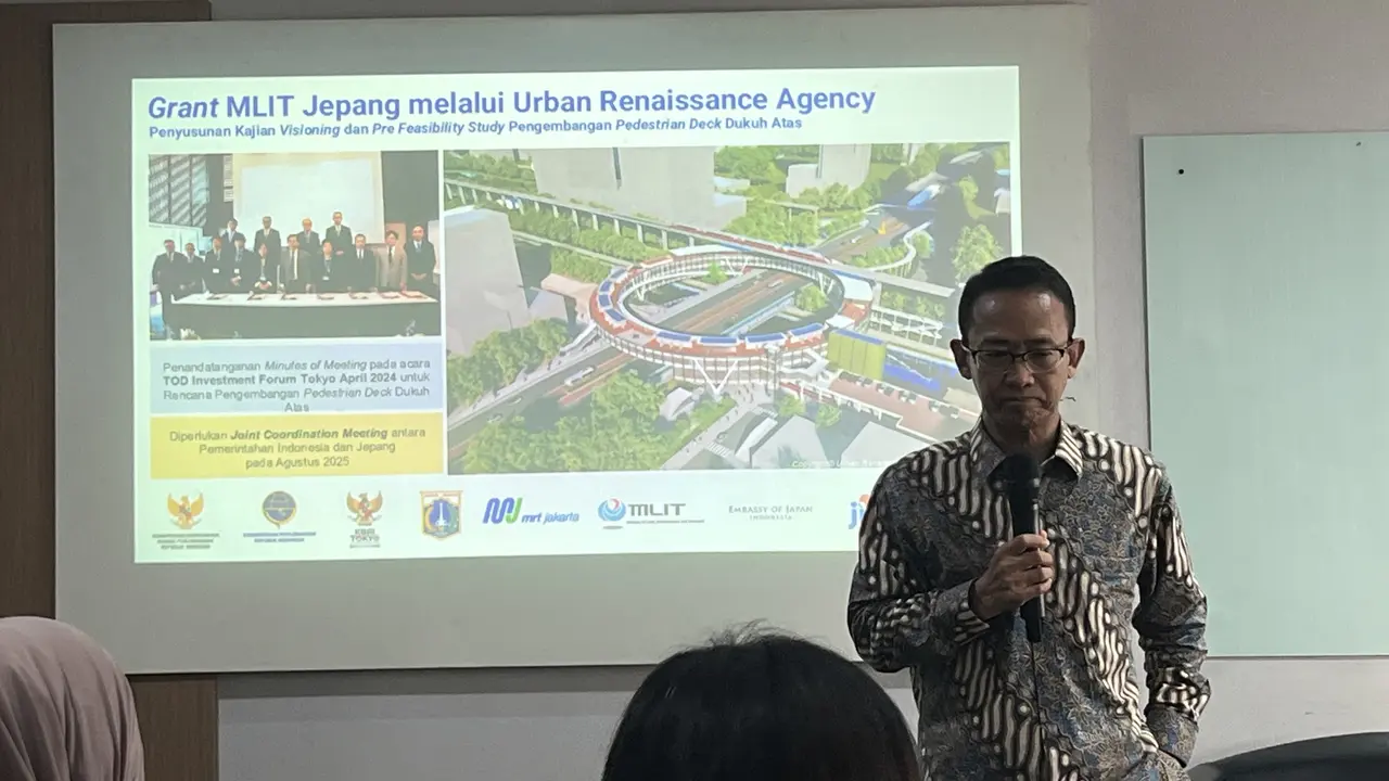 Direktur MRT Jakarta Tuhiyat menyampaikan bakal bangun transit oriented development (TOD) bar di kawasan Dukuh Atas agar terinterasi dengan kawasan Sudirman.