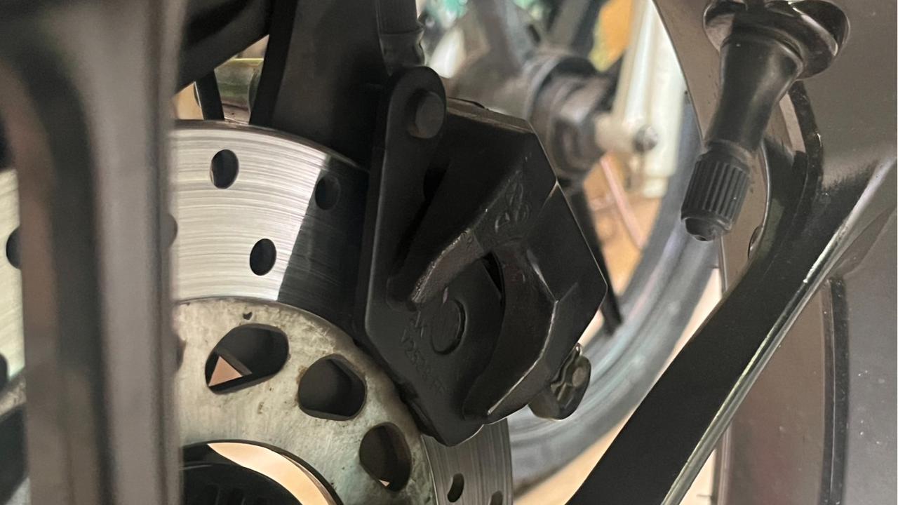 Cara Mengetahui Kampas Rem Motor Aus, Cukup Lihat Tanda ini