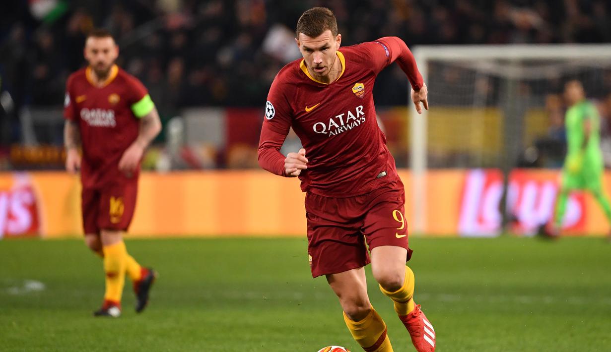 5. Edin Dzeko (AS Roma) - 5 gol dan 3 assist (AFP/Alberto Pizzoli)
