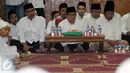 Ketua Umum DPP PKB Muhaimin Iskandar (tengah depan) saat menghadiri peresmian Gerakan Anak Nusantara Mengaji di Jakarta, Kamis (5/5/2016). Gerakan ini dilaksanakan serentak di seluruh Indonesia pada 7-8 Mei 2016. (Liputan6.com/Helmi Fithriansyah)