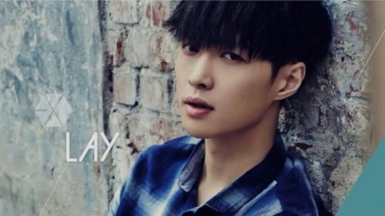 Lay EXO Tunjukkan Keahlian Bermusiknya pada Fans