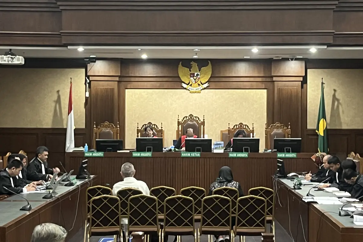 Dua Mantan Pejabat Gas Pertamina Hari Karyuliarto dan Yenni Andayani Divonis di Sidang Korupsi LNG