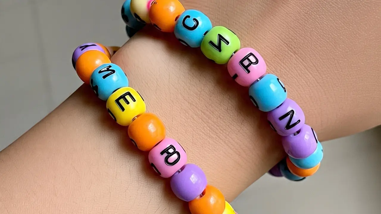 Model Gelang dari Manik-Manik