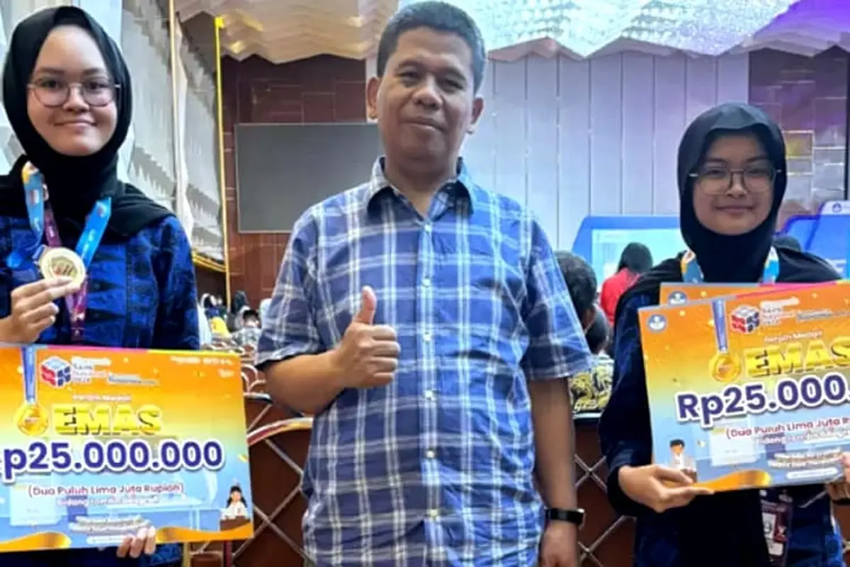SMAN 2 Tangsel menyabet dua medali emas pada Olimpiade Sains Nasional 2024 Kemendikbud Ristek. (Istimewa)