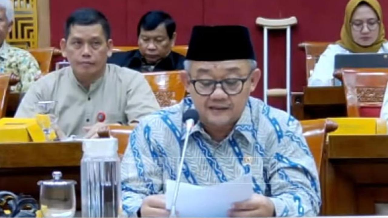 Pantun Abdul Mu'ti Saat Rapat Bareng Komisi X DPR: Walau Anggaran Kita Dipangkas, Insya Allah Kepentingan Rakyat Tetap Terjamin