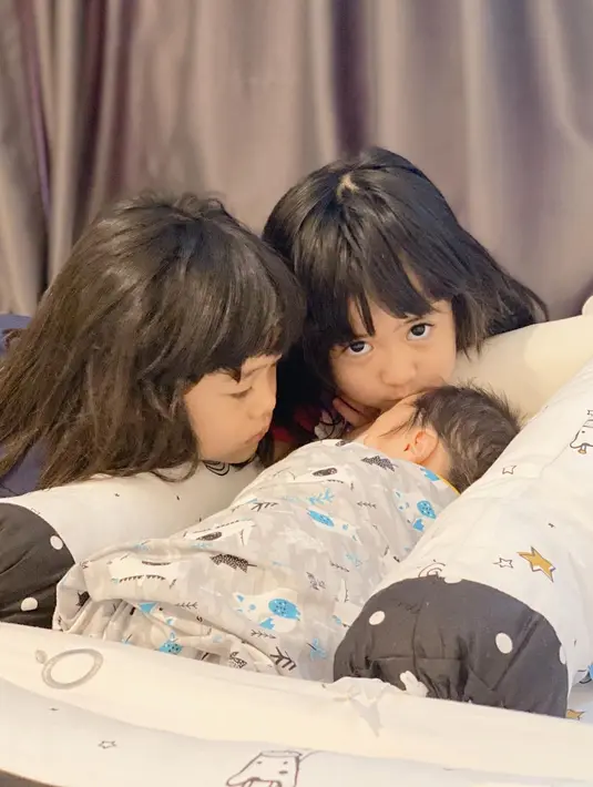 Oki Setiana Dewi (Instagram/okisetianadewi)