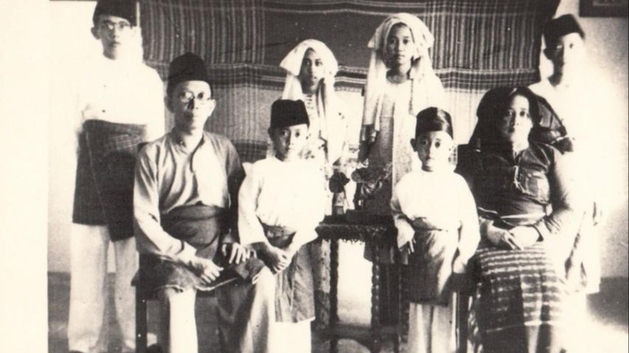 Sejak masa sekolah, kita tentu sudah dikenalkan akan sosok Ki Hadjar Dewantara.<br>