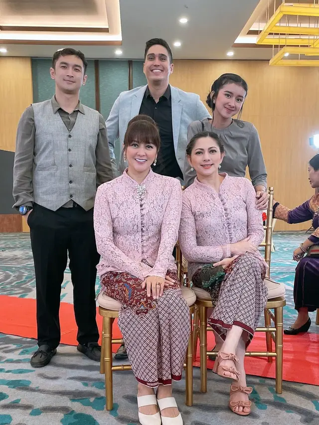 Adegan pernikahan sinetron Dewi Rindu (Foto: Instagram/@cutkeke_xavier)