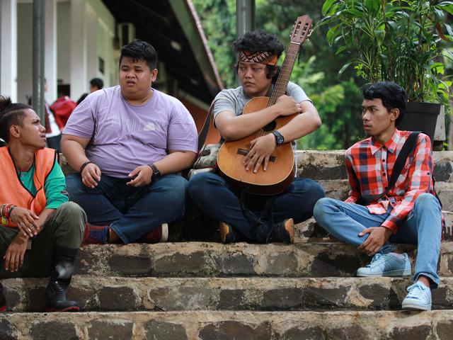 Juara Suca Berkumpul Kembali Di Sinetron Nongkrong Di Warung Kopi News Entertainment Fimela Com