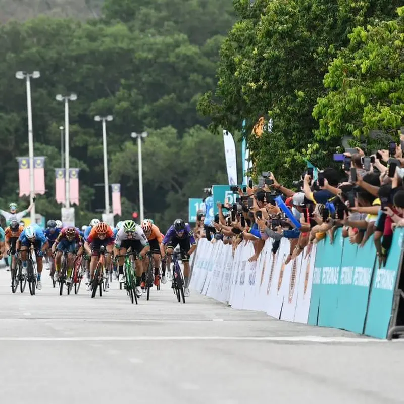 Keseruan event balap sepeda Le Tour de Langkawi 2023