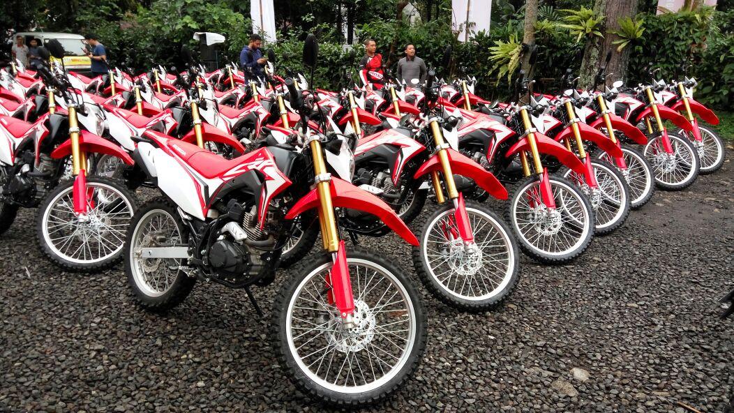 Menguji Honda CRF150L di Bandung.(Septian/Liputan6.com)