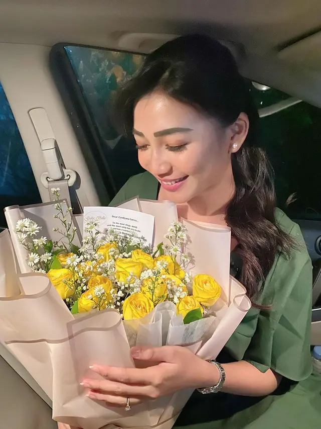 6 Potret Terbaru Cyndyana Lorens, Ikuti Jejak Sang Kakak Kriss Hatta Jadi Mualaf