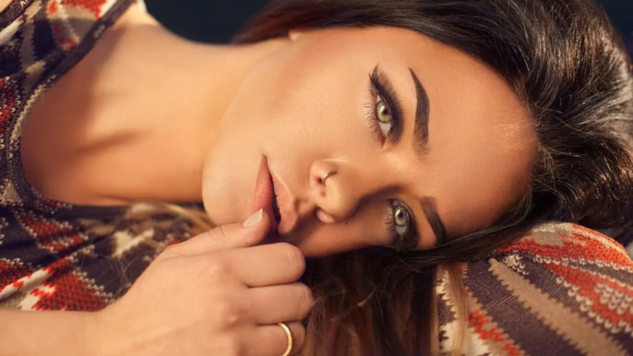 Ilustrasi makeup