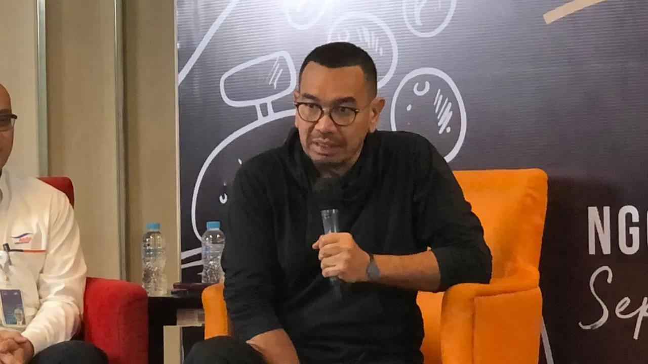 "Ada win win solution, tenang aja," ujar Arya di Kantor Kementerian BUMN, Jakarta, Senin (27/11).