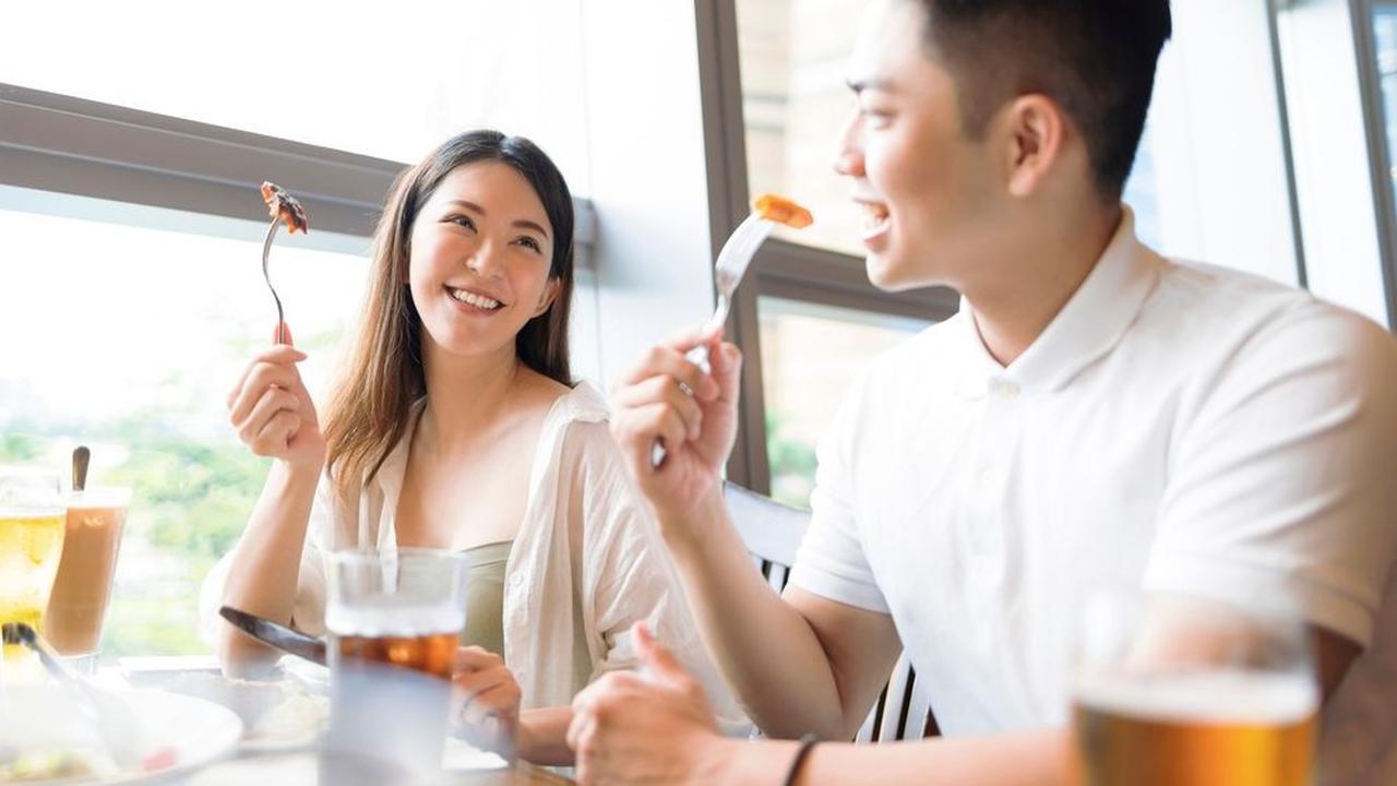 Kasih Self Reward dengan Makan Makanan Mewah