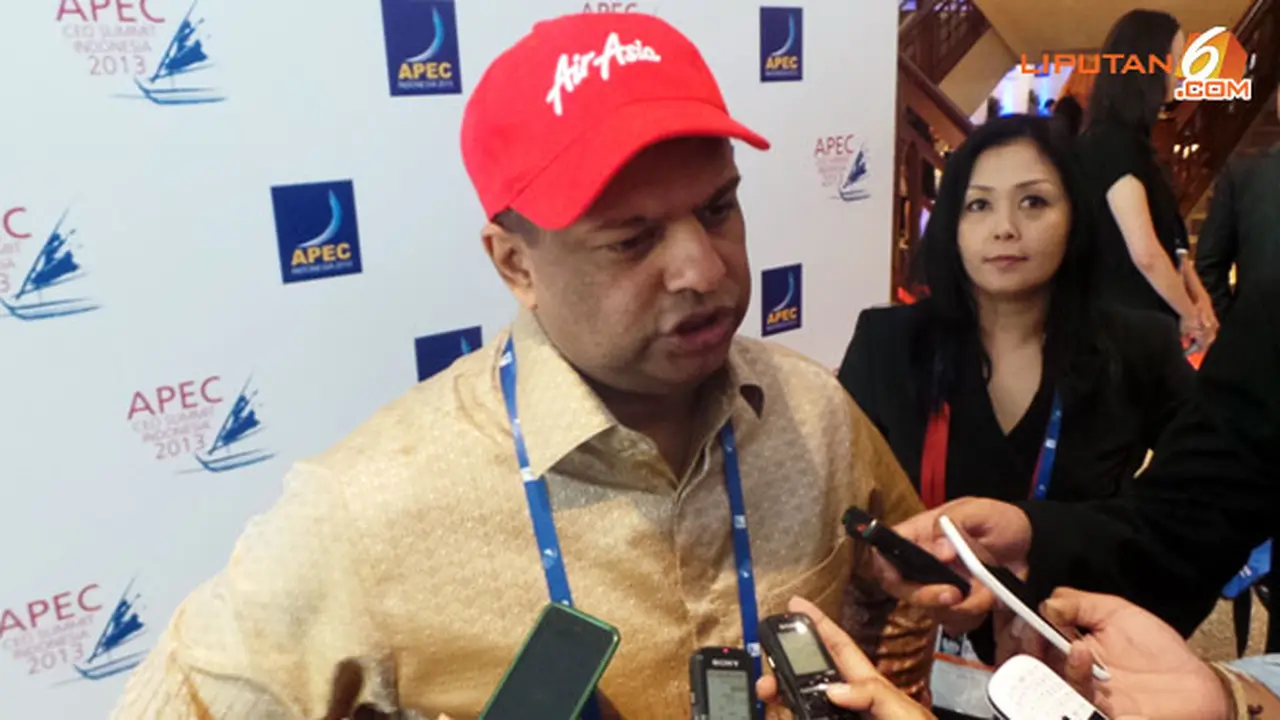 tony-fernandes-131007b.jpg