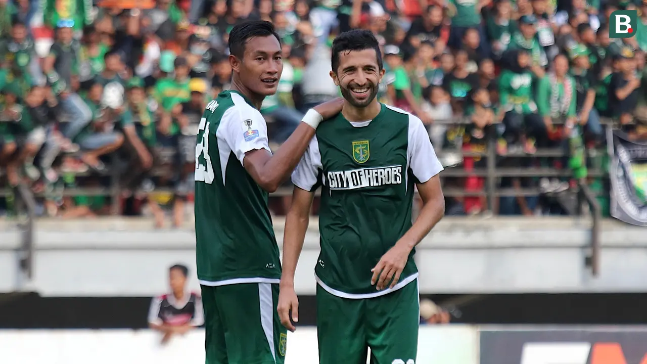 Hansamu Yama dan Manuchekhr Dzhalilov