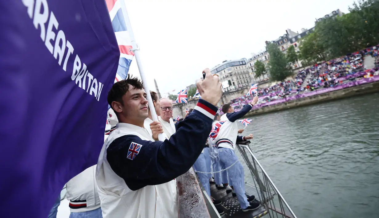 Daley tidak menutup kemungkinan untuk berkompetisi di Olimpiade keenam di Los Angeles - tempat tinggalnya - pada tahun 2028. (Naomi Baker / POOL / AFP)
