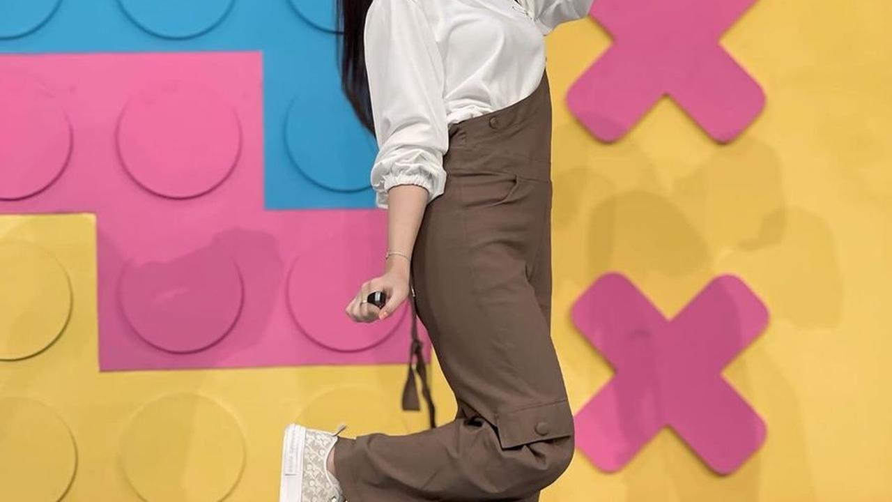 Potret Kasual Putri&nbsp;