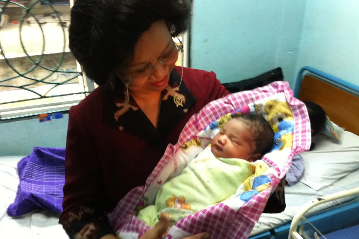 'Dhaniaty Agustina' Nama Bayi Dari Menkes