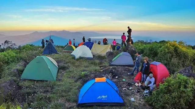 Gunung Tampomas di Sumedang Jawa Barat