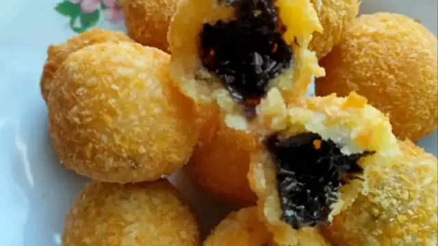 bola tape isi cokelat