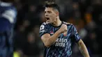 Arsenal berhasil memetik kemenangan saat berkunjung ke kandang Wolverhampton pada Jumat (11/02/2022). Hasil tersebut membuat The Gunners naik satu peringkat menggeser MU dari klasemen liga. Arsenal sejatinya memiliki poin yang sama namun memiliki jumlah gol yang lebih banyak. (AFP/Adrian Dennis)
