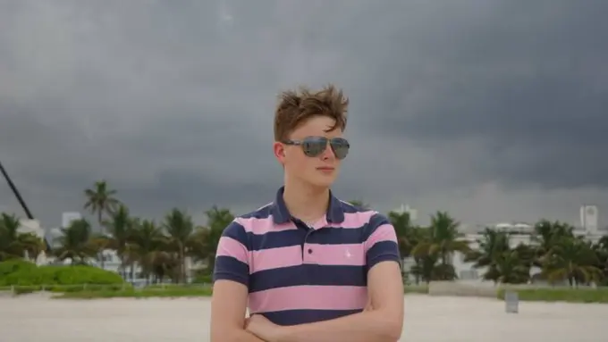 Membela Wanita Muslim, Pria Inggris Mendapat Banyak Pujian