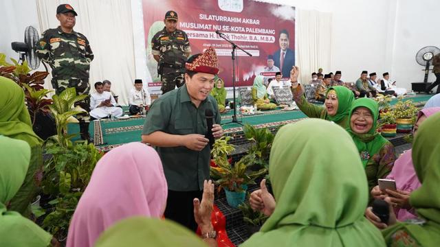 Erick Thohir mendatangi Silaturahmi Akbar Muslimat NU se-Kota Palembang di Kampus 3 Pondok Pesantren Muqimus Sunnah Palembang. (Ist)