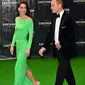 Kate Middleton kenakan gaun sewaan berwarna hijau dipadukan dengan kalung milik Putri Diana (instagram/perchasvacias)