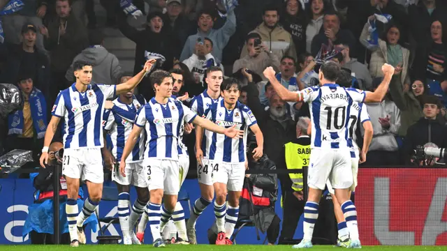 Foto: Aksi Memukau Takefusa Kubo saat Membawa Real Sociedad Pecundangi Barcelona, Sinyal Bahaya untuk Timnas Indonesia