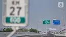 Sejumlah rambu lalu lintas telah terpasang di Enam Ruas Tol Dalam Kota Segmen Kelapa Gading-Pulogebang, Jakarta, Senin (23/8/2021). Jalan tol segmen Kelapa Gading-Pulo Gebang telah diresmikan pada hari ini oleh Presiden Joko Widodo. (merdeka.com/Iqbal S Nugroho)