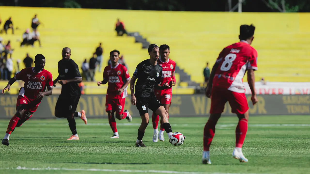 Persis Solo