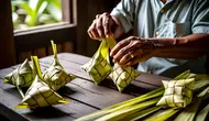 Cara Membuat Ketupat Tradisional dari Janur yang Pulen, Padat, dan Tahan Lama