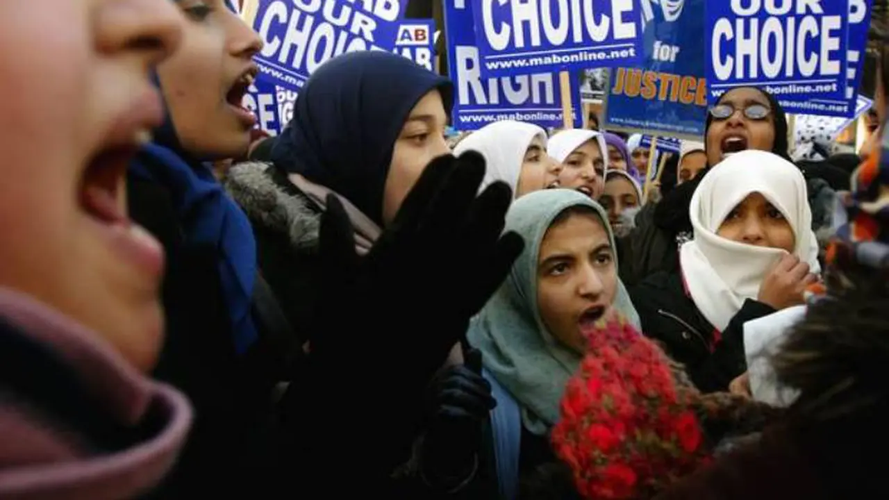 Di Inggris ada pemerkosa mengincar wanita berjilbab
